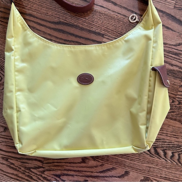 Longchamp Le Pliage yellow shoulder crossbody hobo satchel purse bag gold accent - Picture 2 of 12